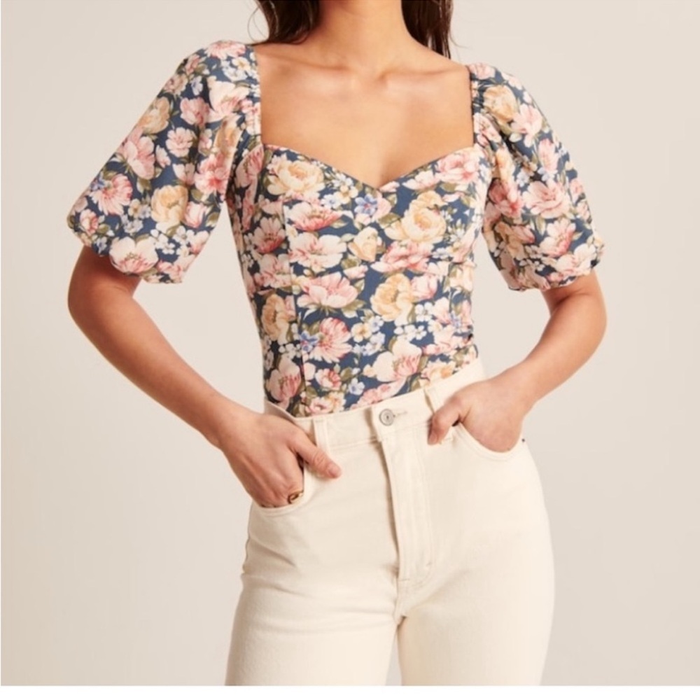 Abercrombie Floral Puff Sleeve Blouse